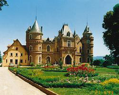 Chateau de Maulmont, Randan, France
